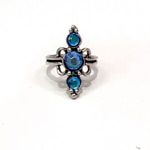Antique shape design blue faux stones ring silver plated